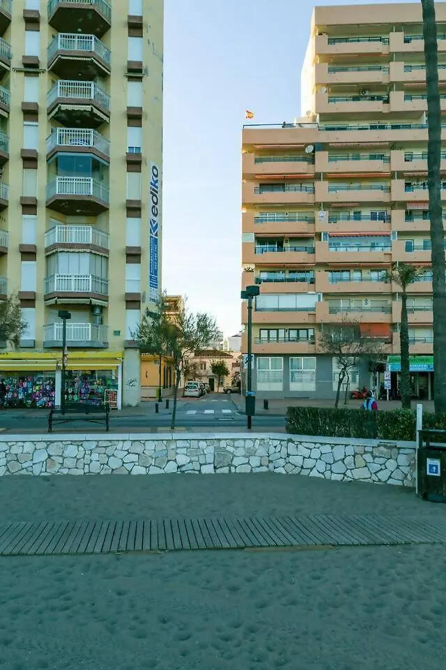 Cyv Beach Vacation In Idyllic 3 Bedroom Apartment 0*, Fuengirola Ισπανία